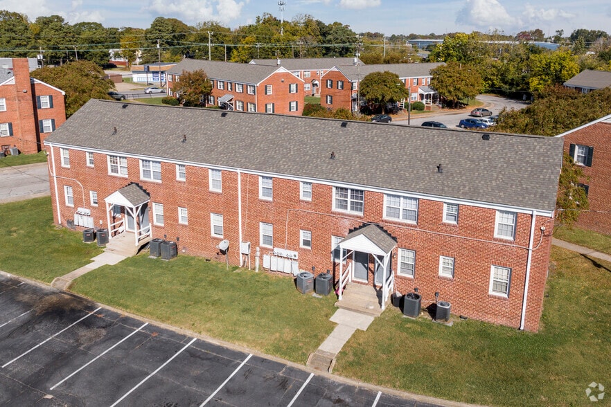 More Photos Of 3817 George Washington Hwy, Portsmouth Apartments For Sale