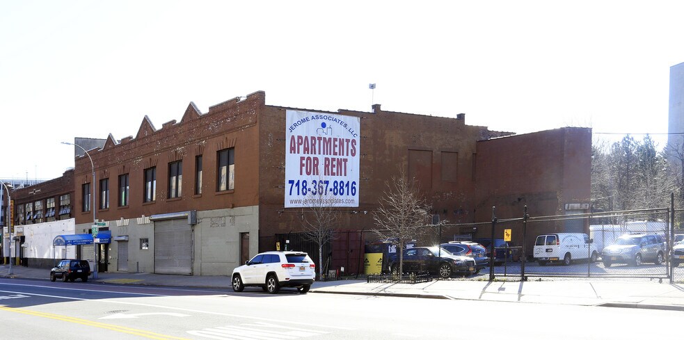 Primary Photo Of 2800 Webster Ave, Bronx Warehouse For Lease