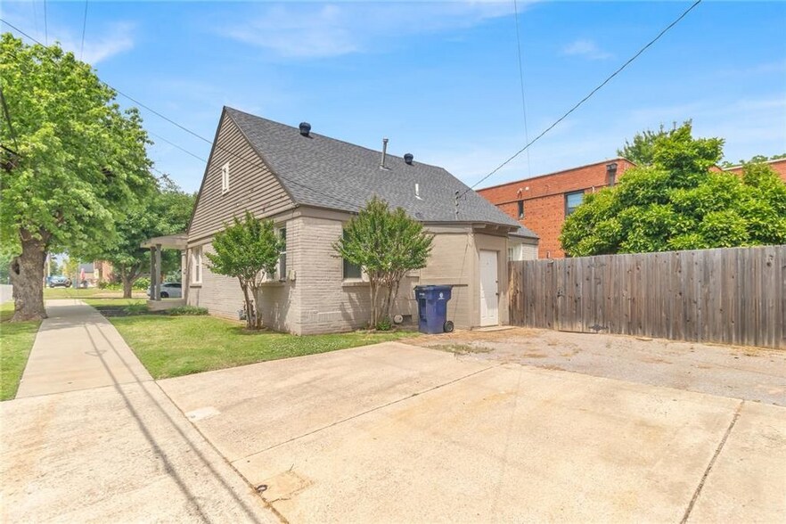 More Photos Of , Oklahoma City Specialty For Sale