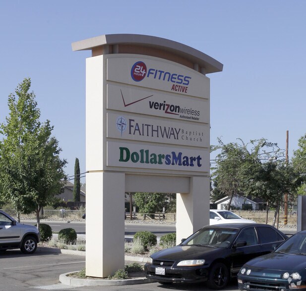 More Photos Of 8457-8465 Elk Grove Florin Rd, Elk Grove General Retail For Sale