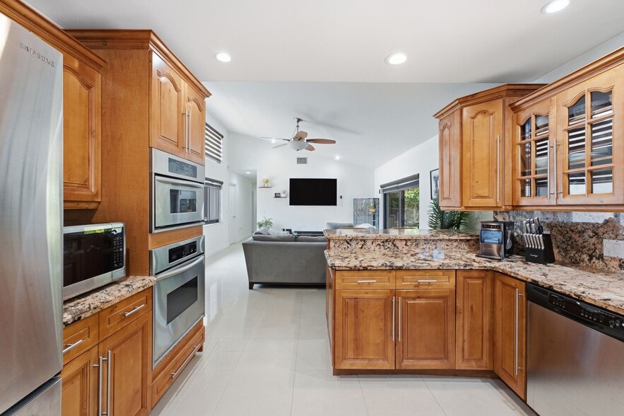 More Photos Of 4150 SW 137th Ct, Miami Schools For Sale
