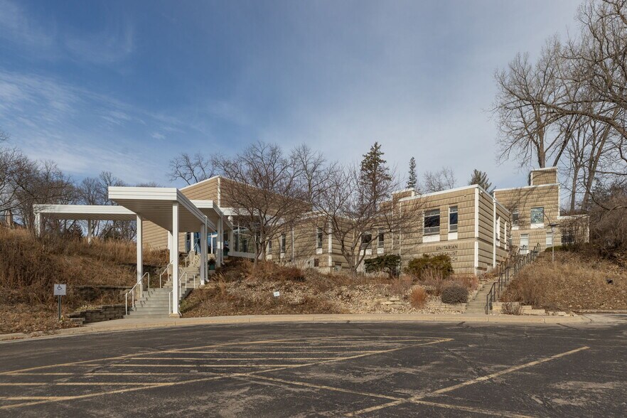 More Photos Of 1727 Walden Ln SW, Rochester Religious Facility For Sale