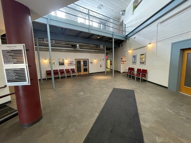 More Photos Of 294 N Winooski Ave, Burlington Storefront Retail Office For Lease