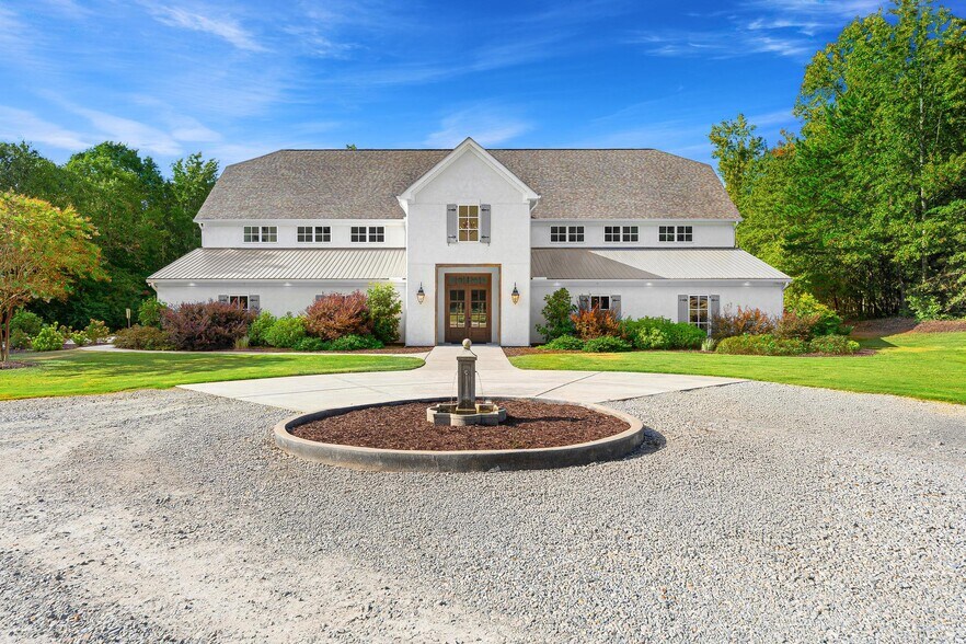 Primary Photo Of 700 Blacks Creek Church Rd, Commerce Lodge Meeting Hall For Sale