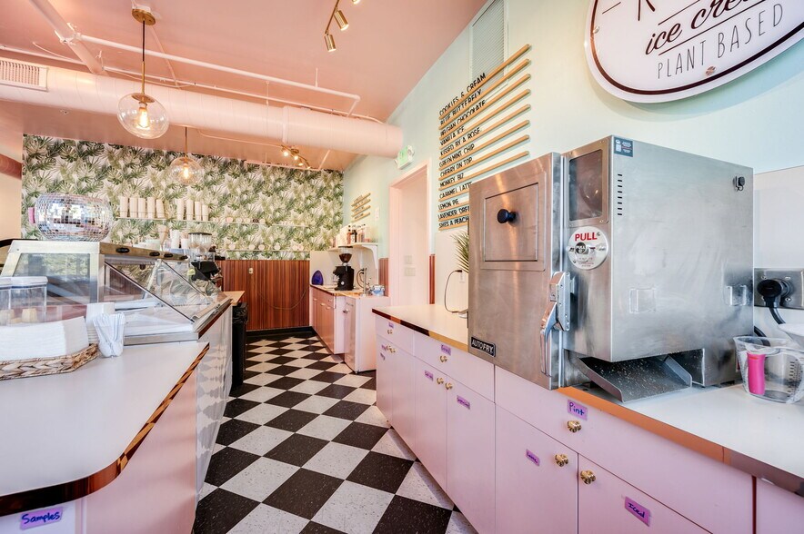 More Photos Of 2363 Mill Rd, Sister Bay Apartments For Sale