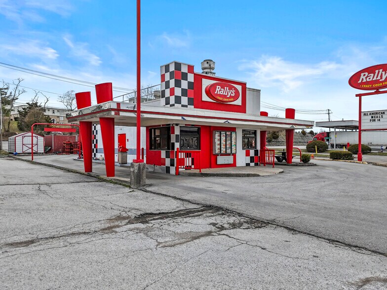 More Photos Of 1478 W Lexington Ave, Winchester Fast Food For Lease