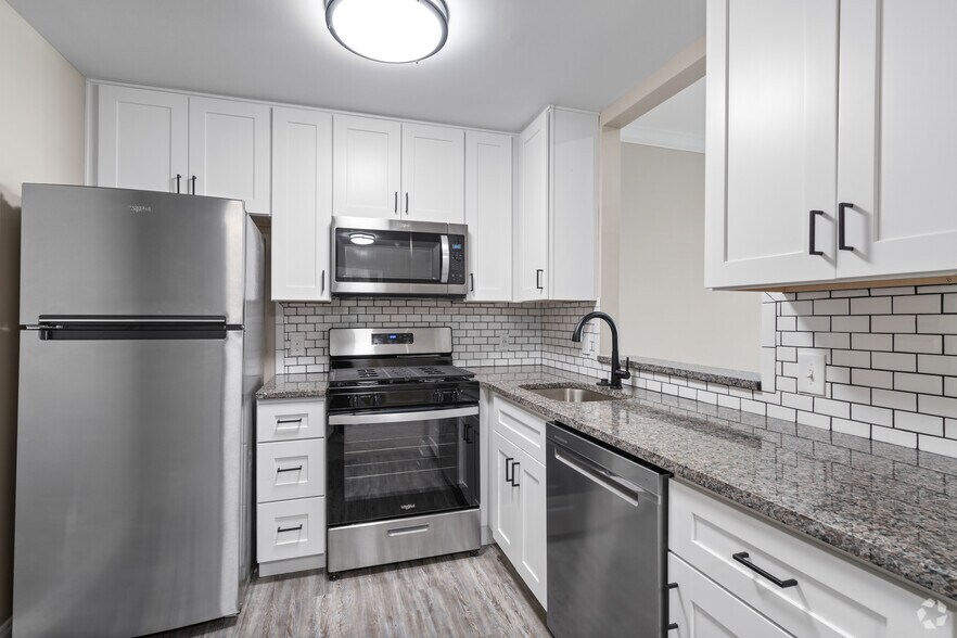 More Photos Of 555 Andorra Glen Ct, Lafayette Hill Apartments For Lease