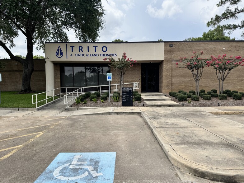 More Photos Of 21660 Kingsland Blvd, Katy Hospital For Sale