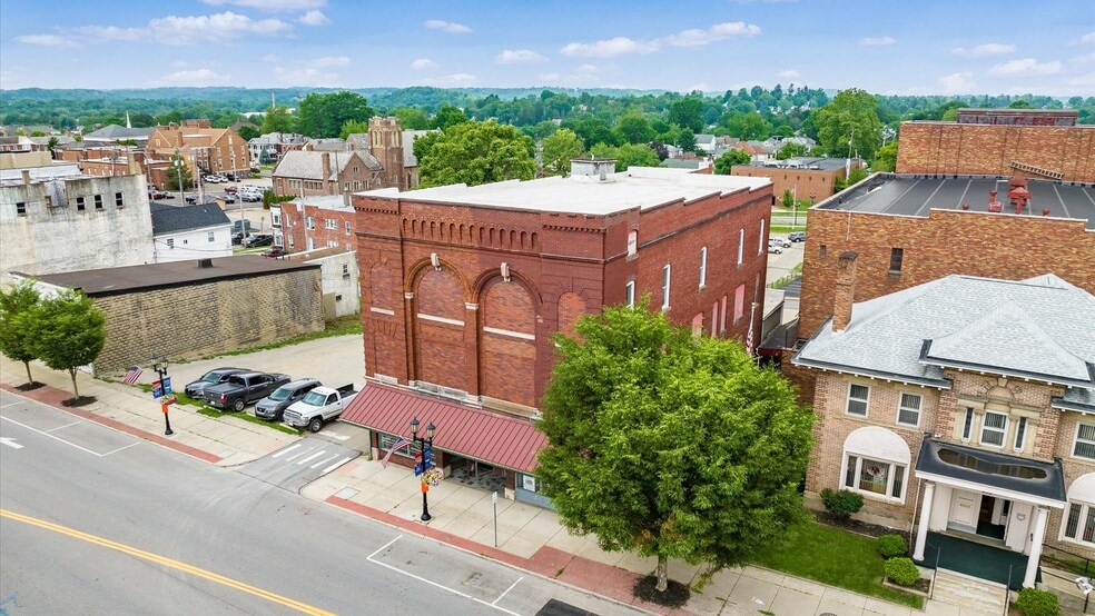 More Photos Of 927 Wheeling Ave, Cambridge Medical For Sale