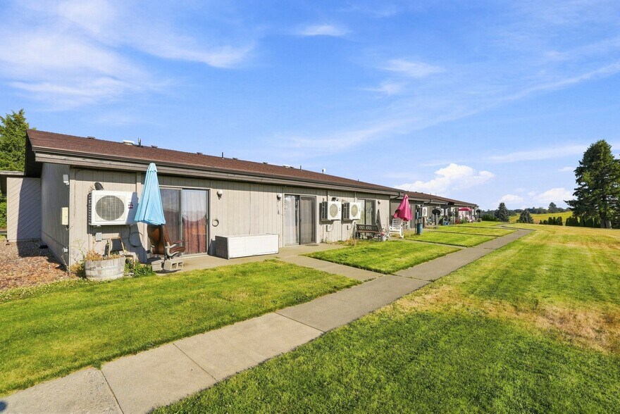 More Photos Of 540 N Madison St, Tekoa Apartments For Sale
