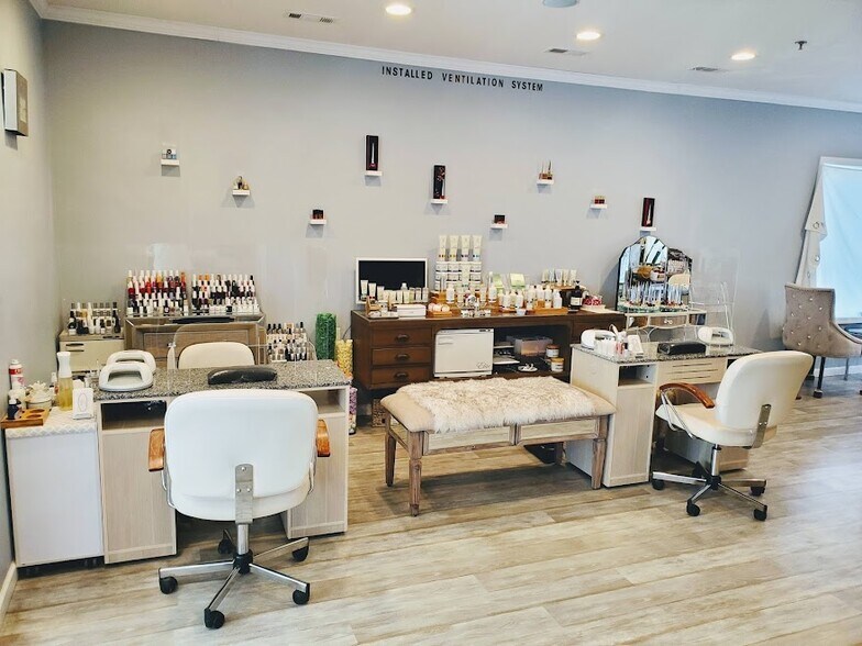 More Photos Of 652 Main Rd, Towaco Storefront Retail Office For Lease