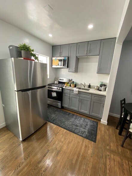 More Photos Of 4409 E 10th St, Long Beach Apartments For Sale