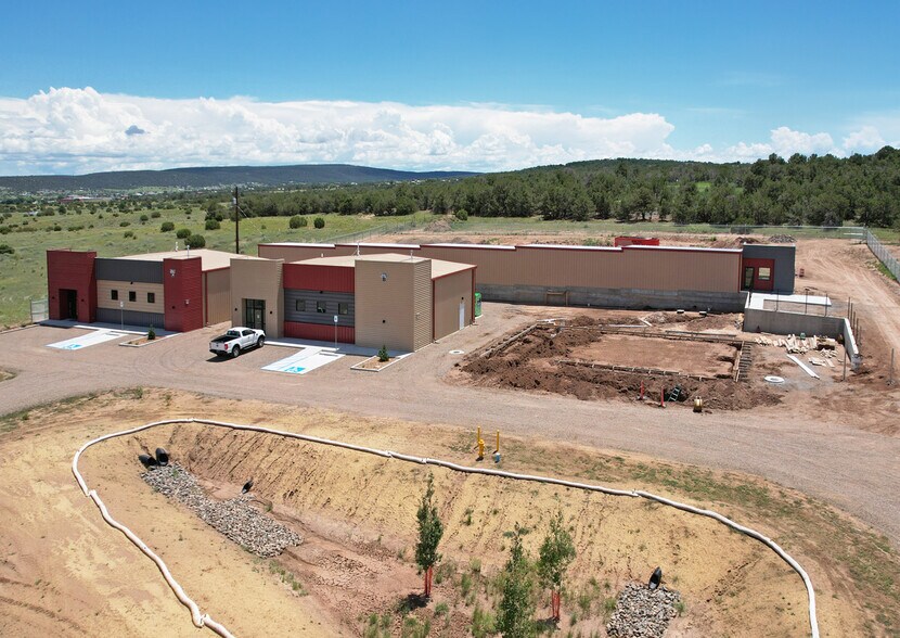 More Photos Of 1376 NM 333, Tijeras Warehouse For Lease