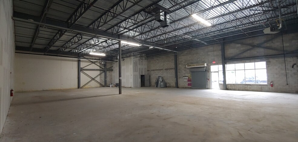 More Photos Of 4345 Highway 9, Freehold General Retail For Lease