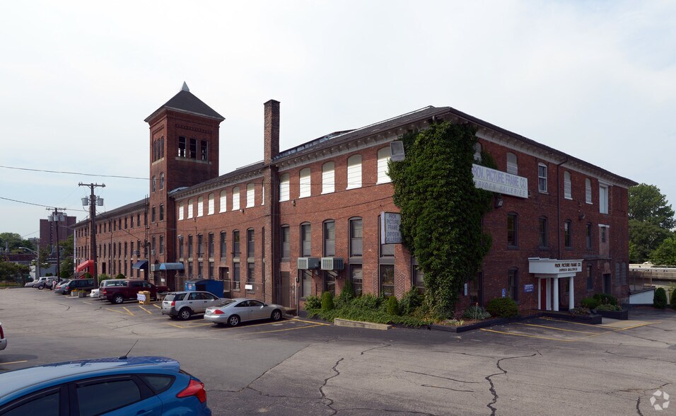 More Photos Of 27 Dryden Ln, Providence Manufacturing For Sale