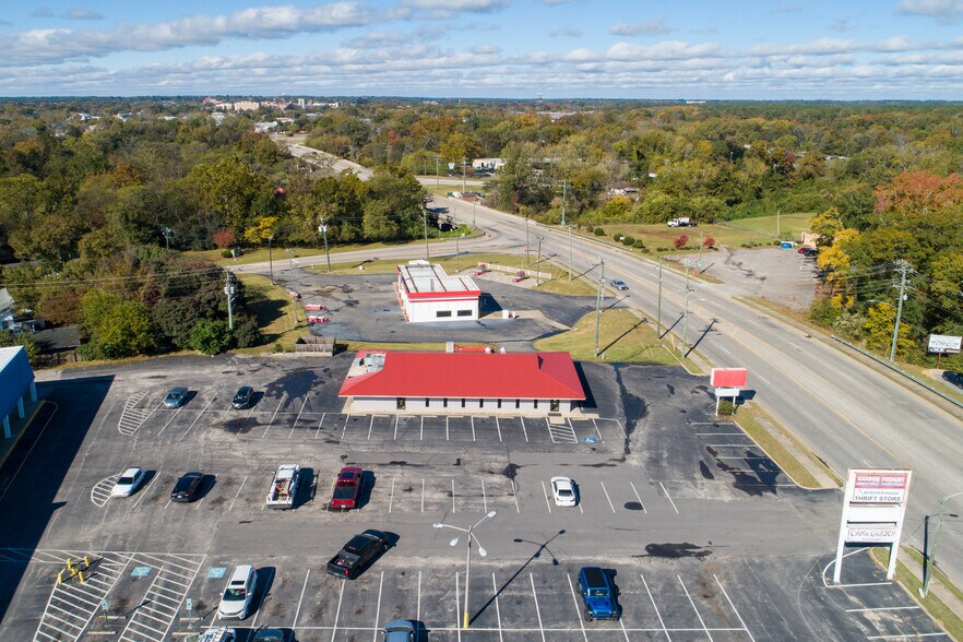 More Photos Of 1320 Clinton Rd, Fayetteville Restaurant For Lease