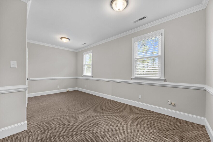 More Photos Of 124-134 Wind Chime Ct, Raleigh Office For Lease