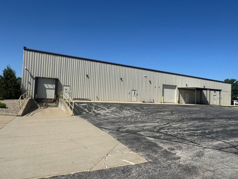 More Photos Of 796 N Sunnyside Rd, Decatur Office For Lease