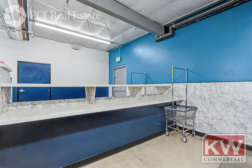 More Photos Of 1480 E 56th St, Los Angeles Freestanding For Sale