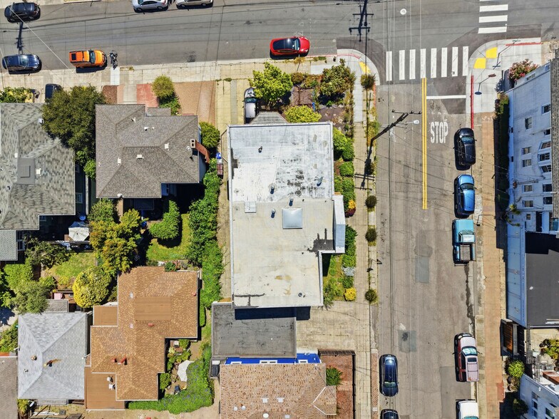 More Photos Of 304 Fairmount Ave, Oakland Apartments For Sale