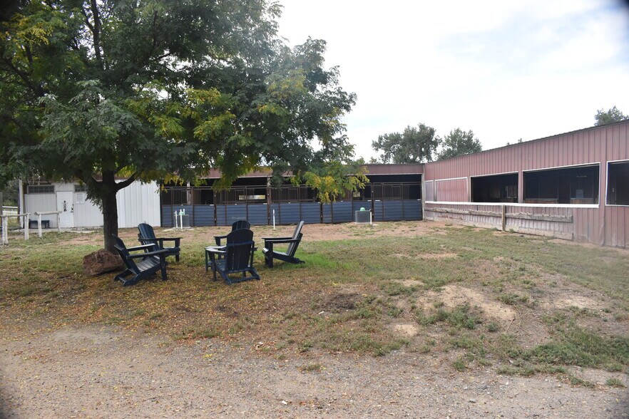 More Photos Of 8778 Arapahoe Rd, Boulder Horse Stables For Sale