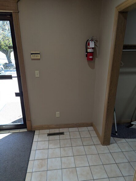 More Photos Of 28761 SD-47 Hwy, Gregory Office For Sale