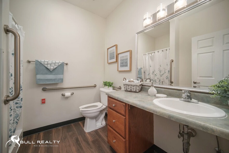 More Photos Of 2115 Point Mallard Dr SE, Decatur Assisted Living For Sale