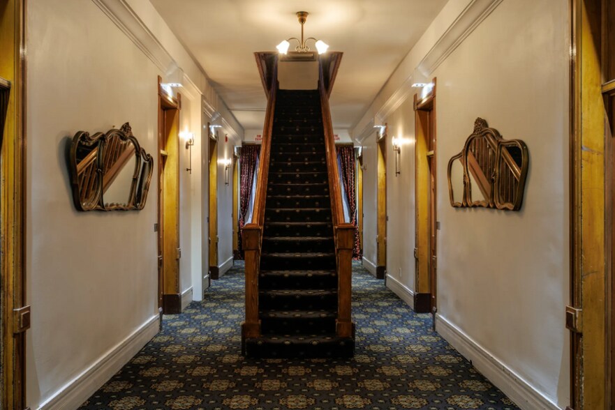 More Photos Of 700 Harrison Ave, Leadville Hotel For Sale