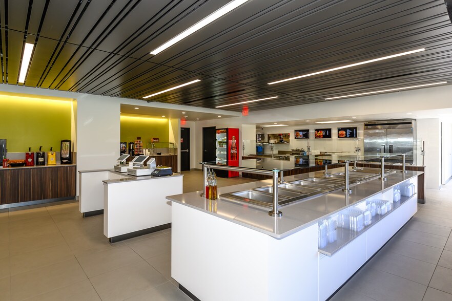 More Photos Of 111 Founders Plz, East Hartford Office For Lease