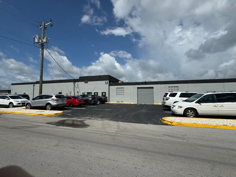 Primary Photo Of 1010 N 20th Ave, Hollywood Industrial For Lease