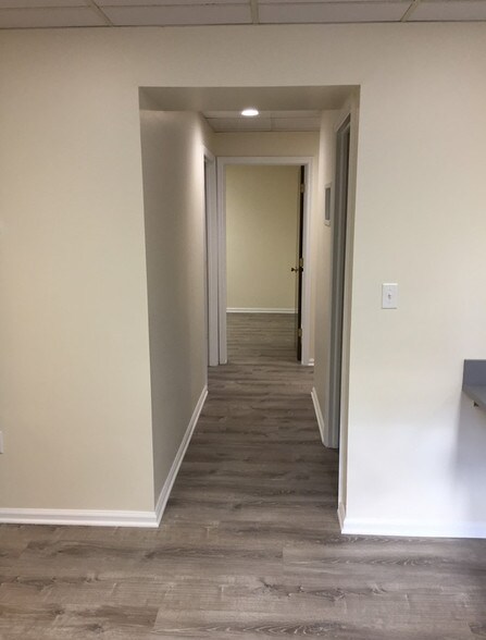 More Photos Of 764 Easton Ave, Somerset Office For Sale