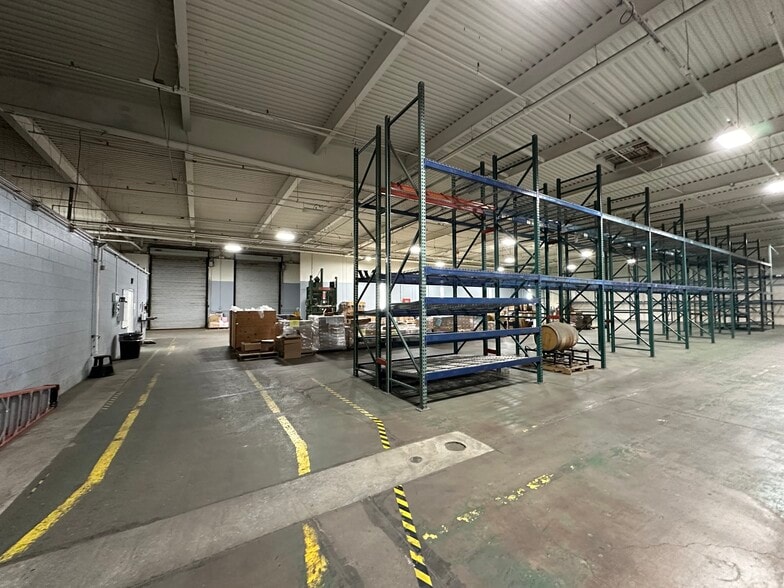More Photos Of 850-900 E Stowell Rd, Santa Maria Manufacturing For Lease