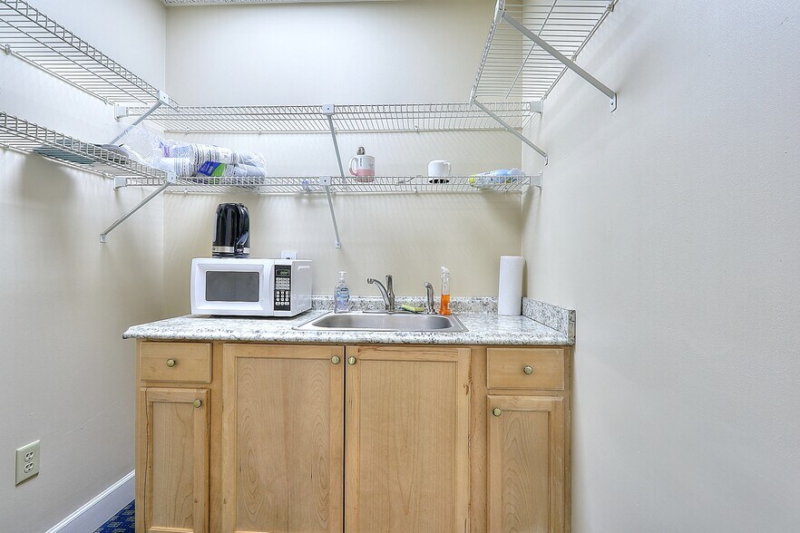 More Photos Of 2342 Perimeter Park Dr, Atlanta Coworking Space