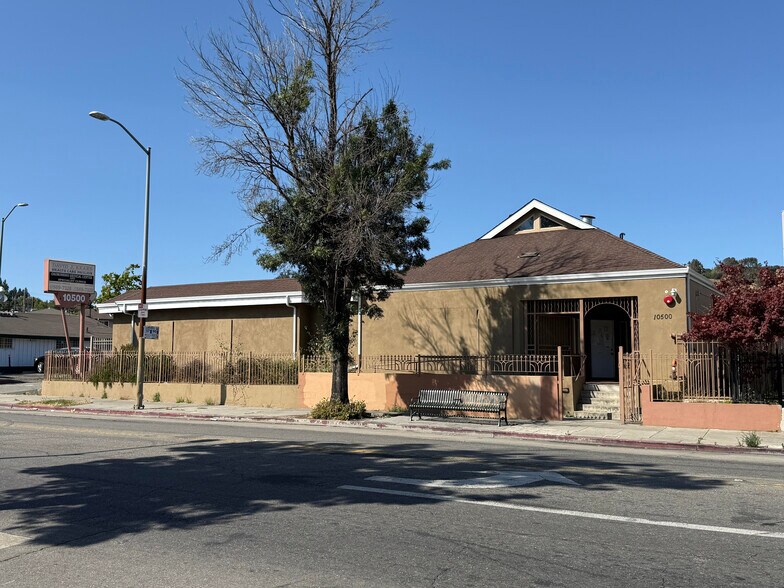Primary Photo Of 10500 Macarthur Blvd, Oakland Medical For Sale