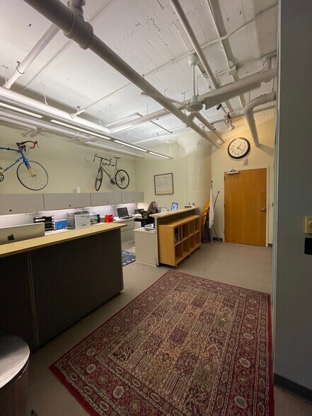 More Photos Of 1314 NW Irving St, Portland Apartments For Sale