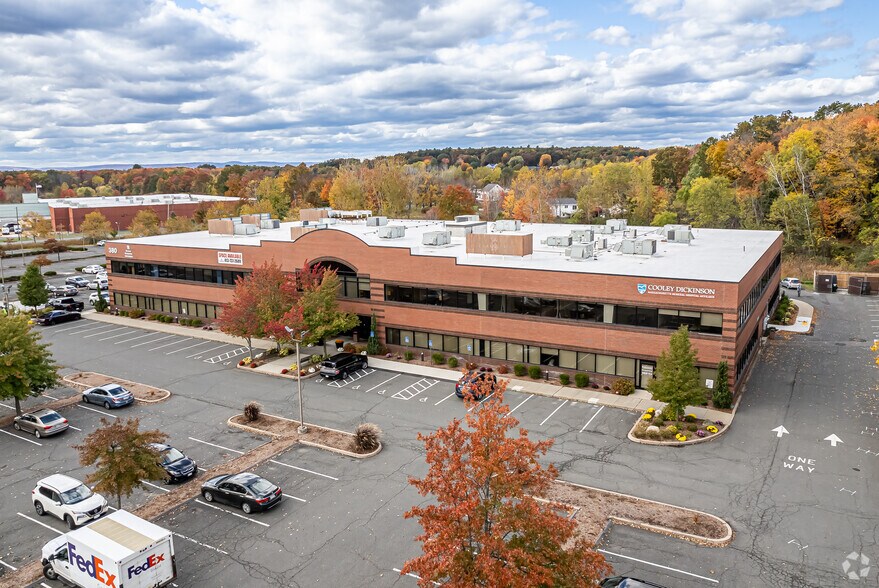 More Photos Of 380 Russell St, Hadley Medical For Lease