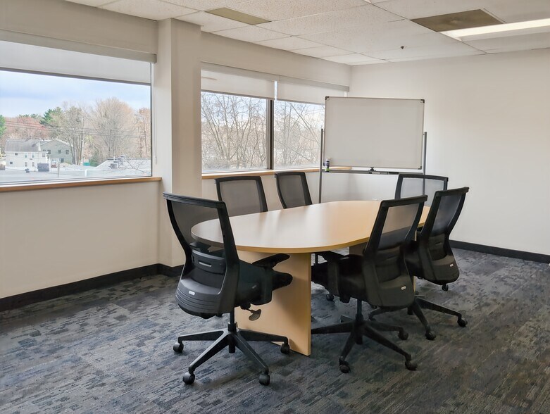 More Photos Of 1101 Worcester Rd, Framingham Coworking Space