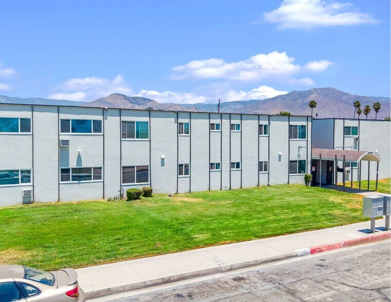 More Photos Of 26674 Ward St, Highland Apartments For Sale