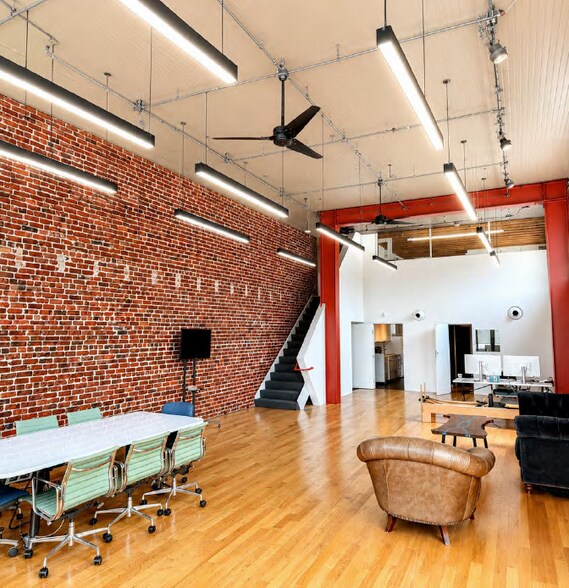 More Photos Of 1099 Folsom St, San Francisco Loft Creative Space For Lease