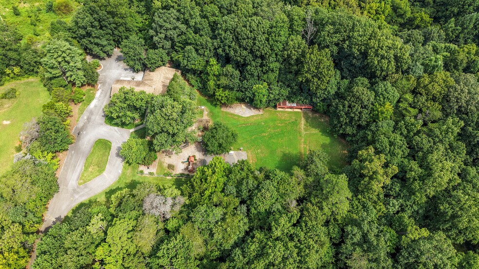 More Photos Of 11749 Snyder Rd, Knoxville Daycare Center For Sale