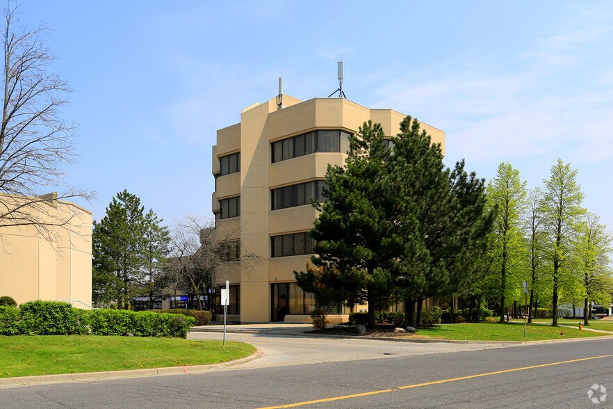 More Photos Of 4040 Finch Ave E, Toronto Medical For Lease