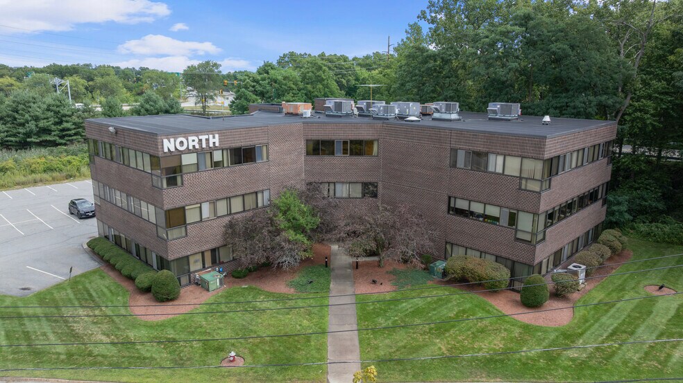 More Photos Of 1 Olde North Rd, Chelmsford Office For Lease