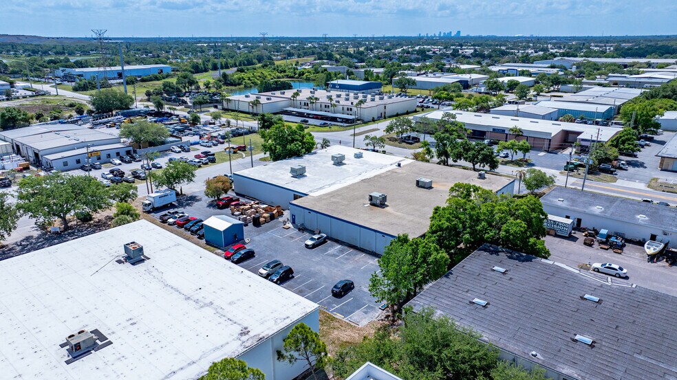 More Photos Of 4705 110th Ave N, Clearwater Warehouse For Sale