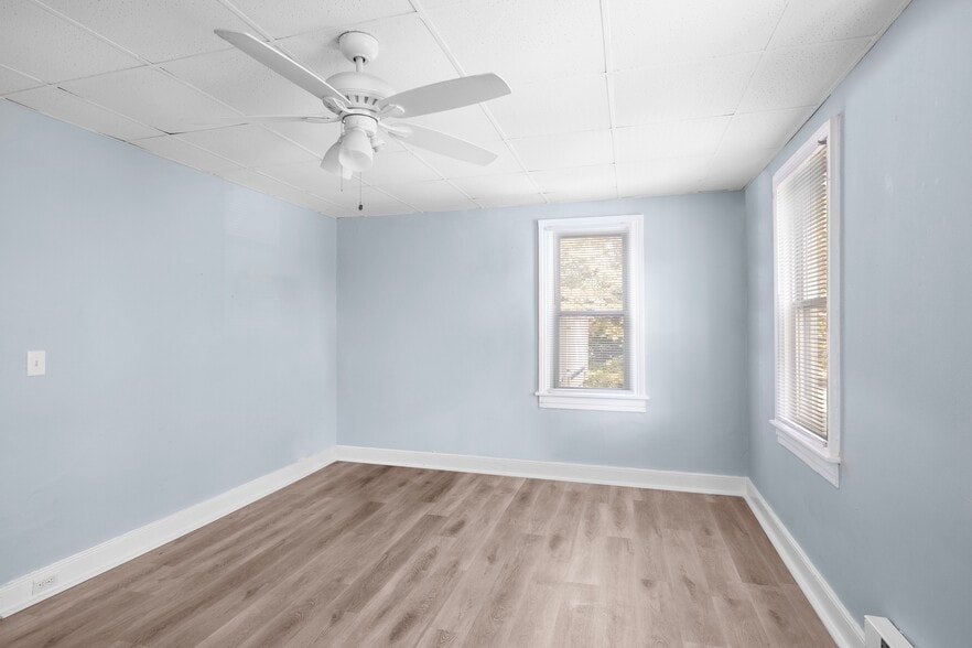 More Photos Of 423 Atlantic Ave, Egg Harbor City Multifamily For Sale