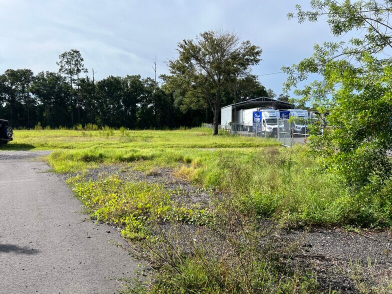 More Photos Of 856 W Landstreet Rd, Orlando Land For Lease