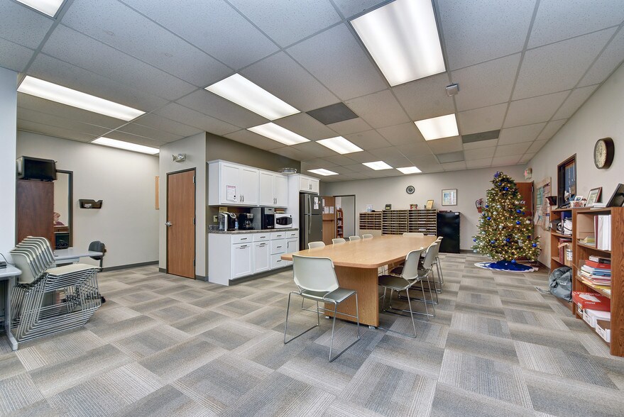 More Photos Of 2510 Mosside Blvd, Monroeville Office For Sale