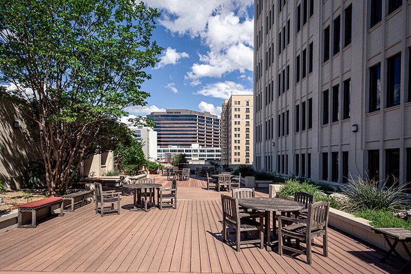 More Photos Of 114 W 7th St, Austin Office For Lease