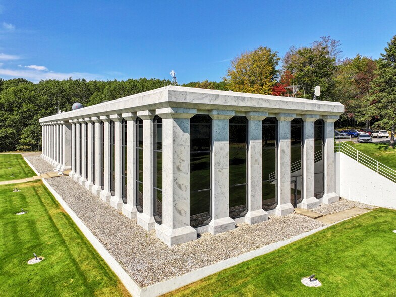 More Photos Of 1 Broadcast Way, Cadillac Medical For Sale