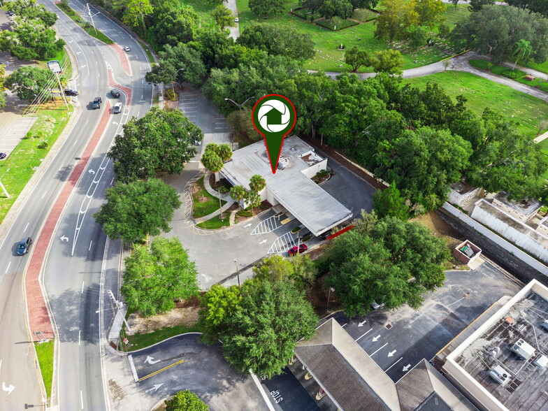 More Photos Of 555 S Hunt Club Blvd, Apopka Bank For Lease