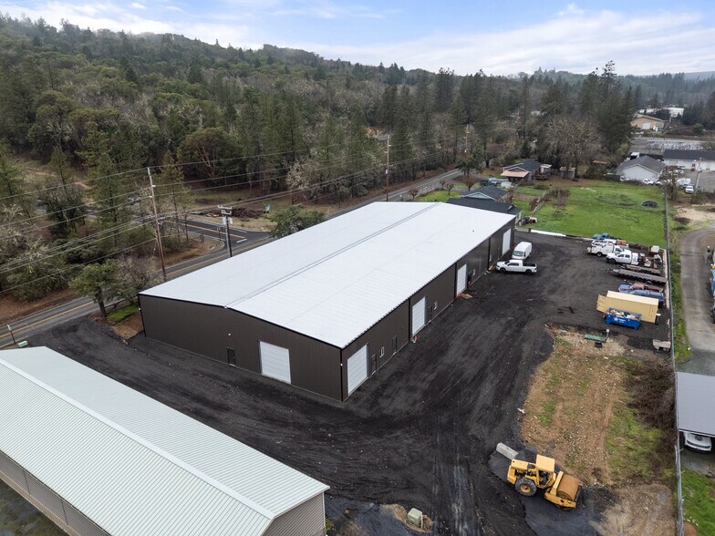 More Photos Of 954 Ort Ln, Merlin Warehouse For Lease